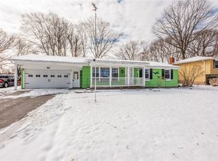 73 Wembly Rd, Rochester, NY 14616