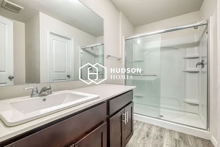 772 Mitchell Ave — Photo 9