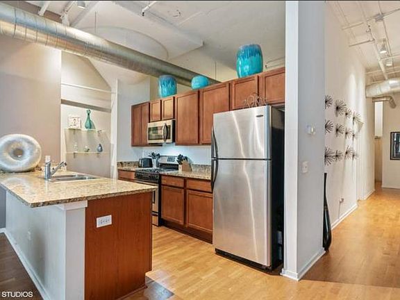 2nd image of 2323 W Pershing Rd APT 331