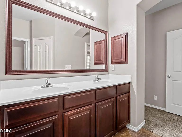14229 Bluesky Point Ct — Photo 32