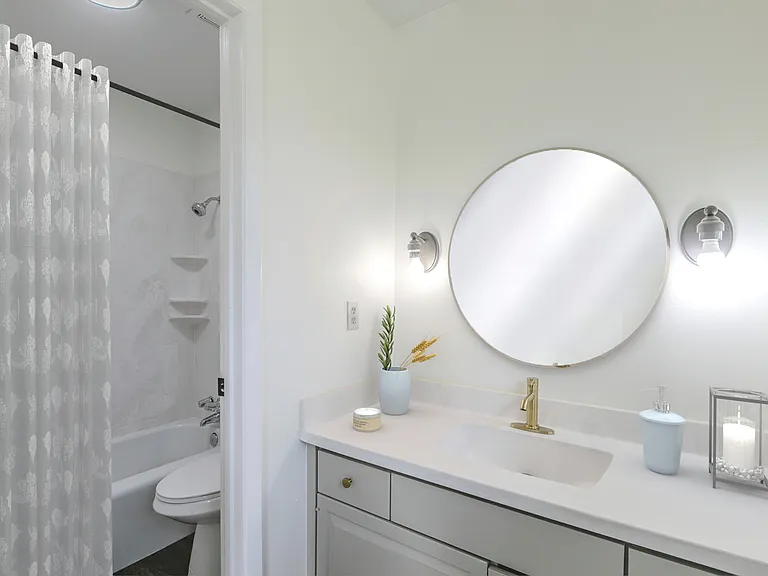 813 Melrose Dr — Photo 7