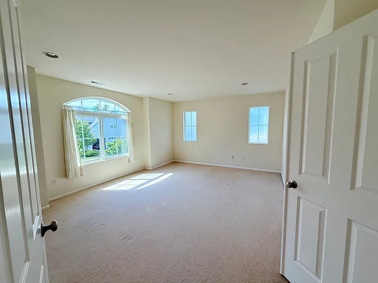 13515 39th Dr SE — Photo 32
