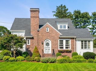 16 Corning St, Beverly, MA 01915