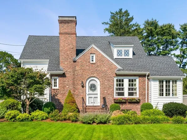 16 Corning St, Beverly, MA 01915