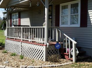 5055 Manitou Rd, Manitou, KY 42436