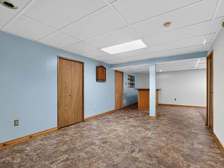 402 Candlewood Way — Photo 35