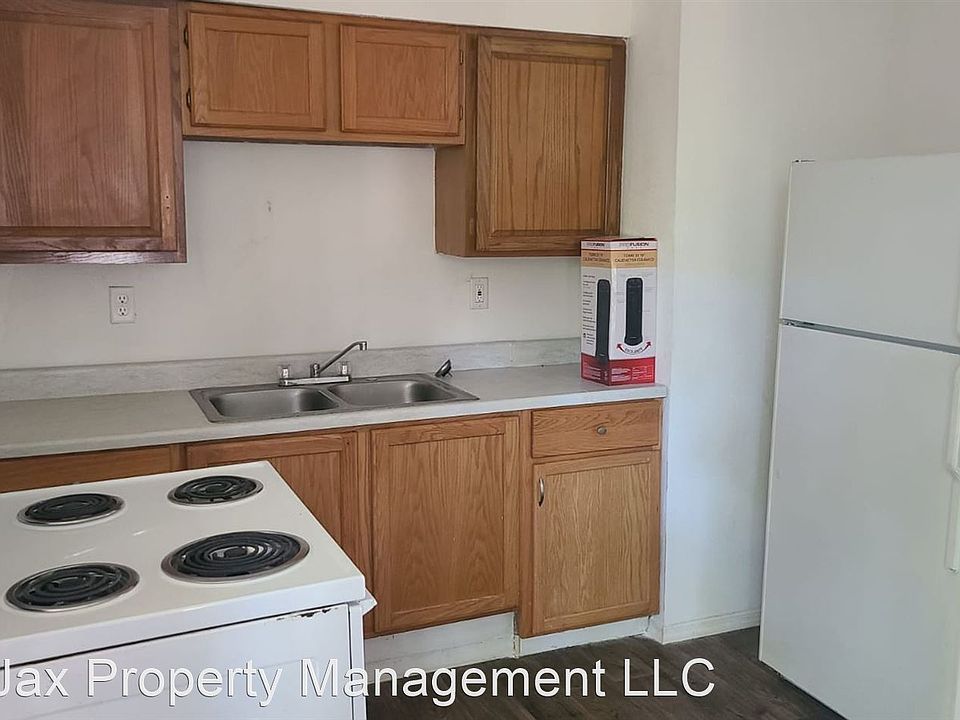1st image of 1710 Union St W #2