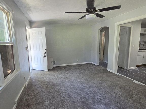 3rd image of 4744 N 36th Ave