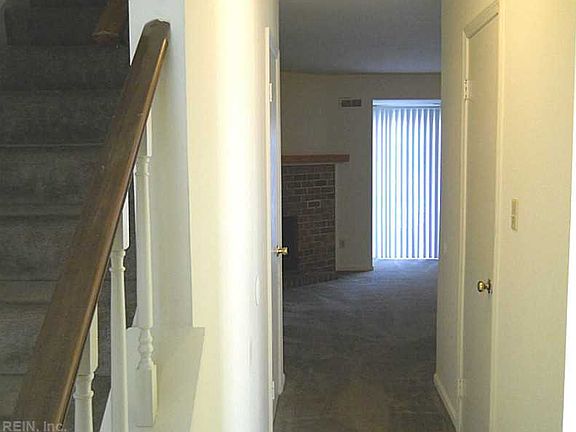 2nd image of 1069 Old Denbigh Blvd