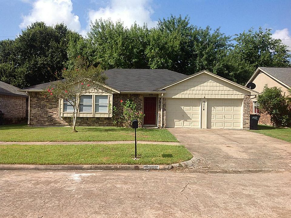 1st image of 7114 Pickett Dr