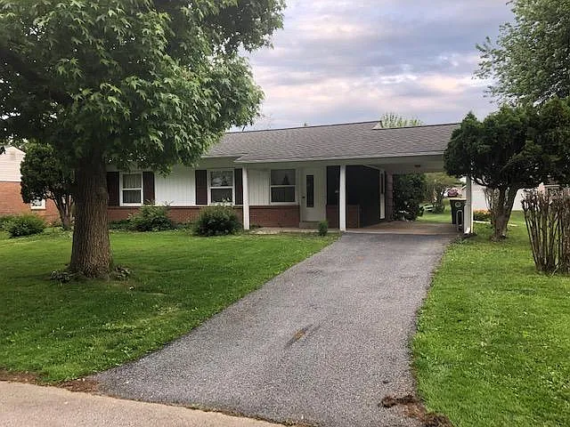 13 E Wynwood Dr photo 1