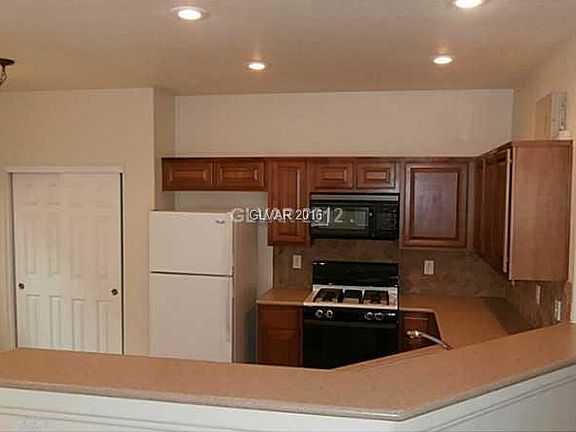 3rd image of 9156 Forest Willow Ave Unit 102