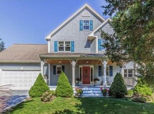 28 Salt Marsh Ln, Wareham, MA 02571