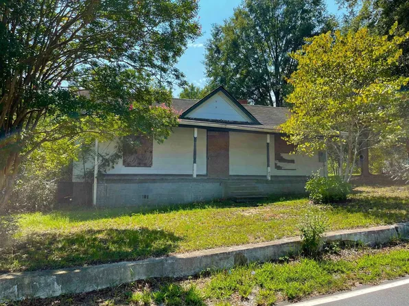 538 Skenes Ave, Henderson, NC 27536