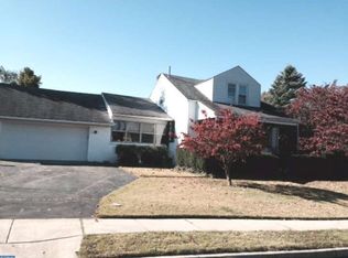 53 Emeline Ave, Hamilton, NJ 08610
