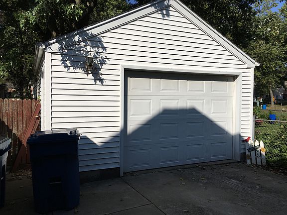 2nd image of 510 West Ave