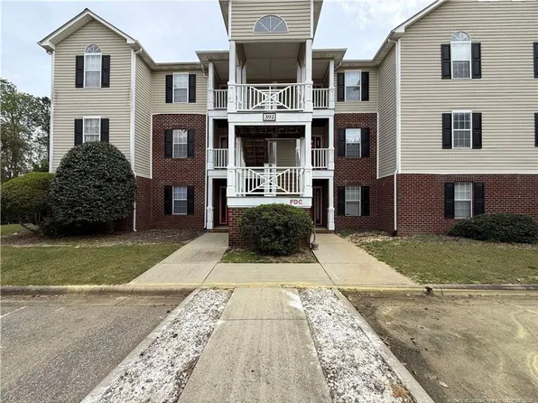 392 Bubble Creek Ct Unit 6, Fayetteville, NC 28311