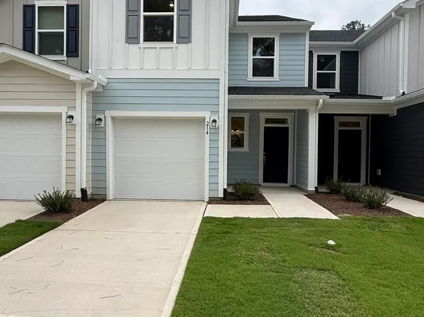 214 Parker Ln, Mebane, NC 27302