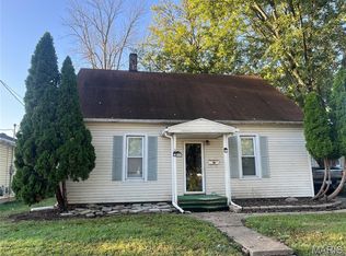 820 Bond Ave, Collinsville, IL 62234