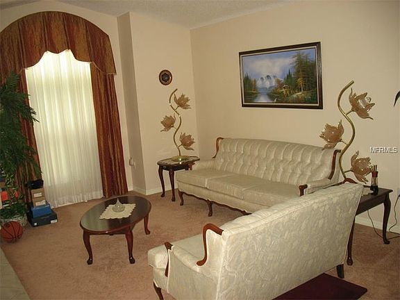 2nd image of 2776 Burwood Ave