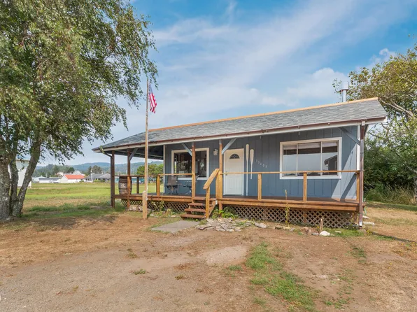 35405 Rueppell Ave, Pacific City, OR 97135