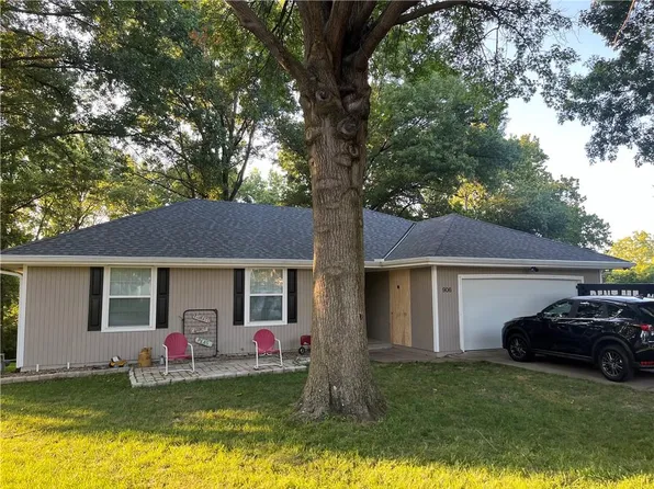 906 Antietam Ct, Liberty, MO 64068