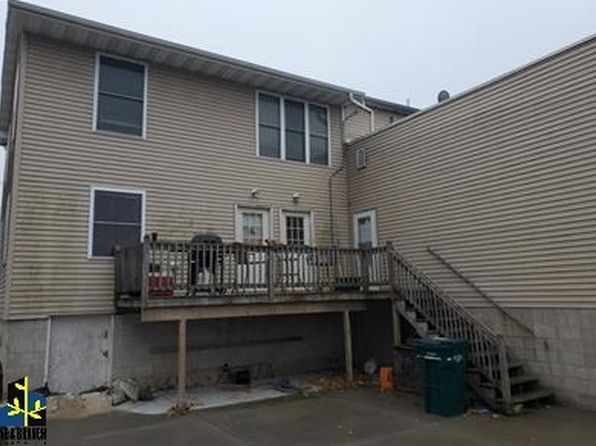 105 N Milwaukee St