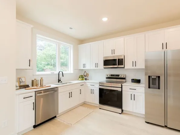 745 N Market St, Chattanooga, TN 37405