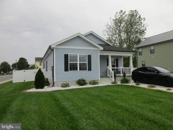 234 E North St, Felton, DE 19943
