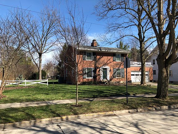 3rd image of 822 Harman Ave