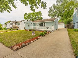 813 N Williams Ave, Sioux Falls, SD 57104