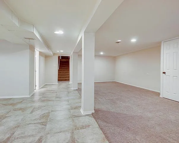 4222 Washington St — Photo 8