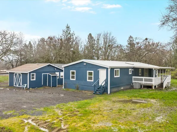 3223 Camp Joy Rd, Grants Pass, OR 97526