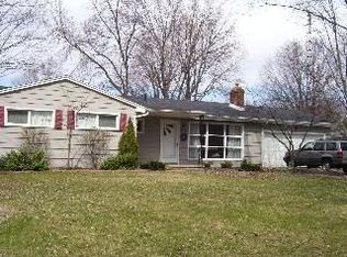 1114 Oakmont Dr, Temperance, MI 48182