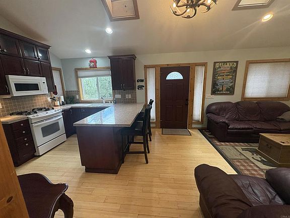 5th image of 53078 Rockmere Dr