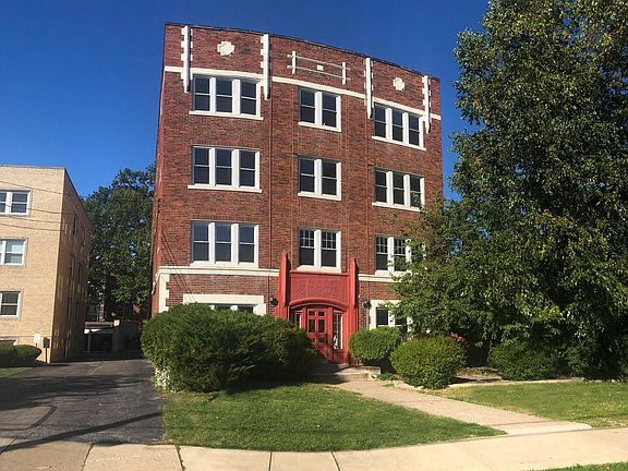 3rd image of 12002 Lake Ave #22
