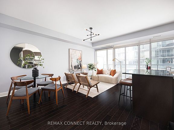 4th image of 90 Stadium Rd #330