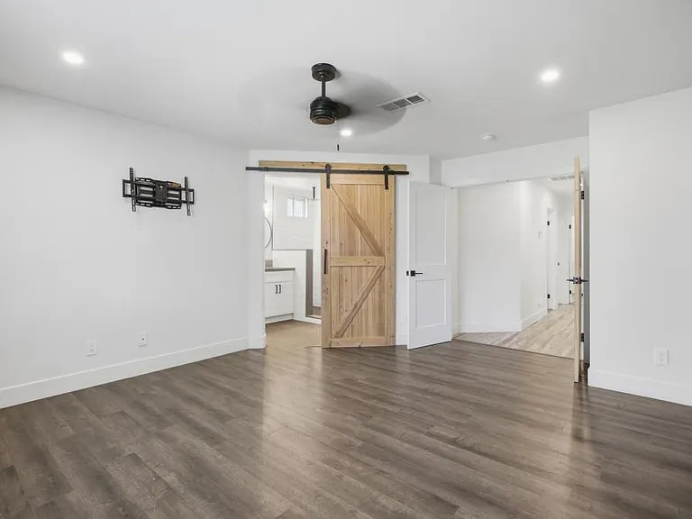 23856 Silver Summit Ct — Photo 17