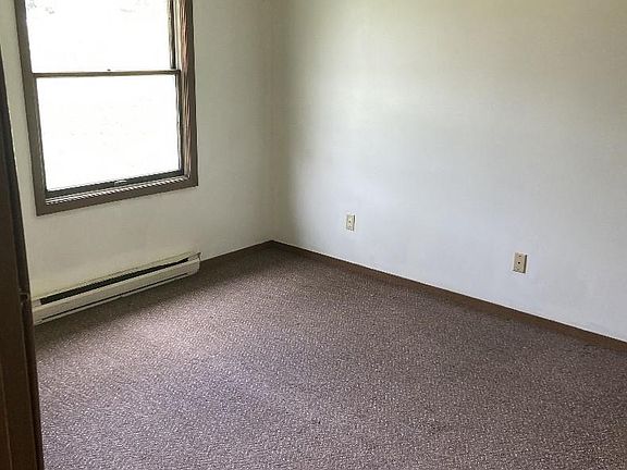 2nd image of 212 5th St #25