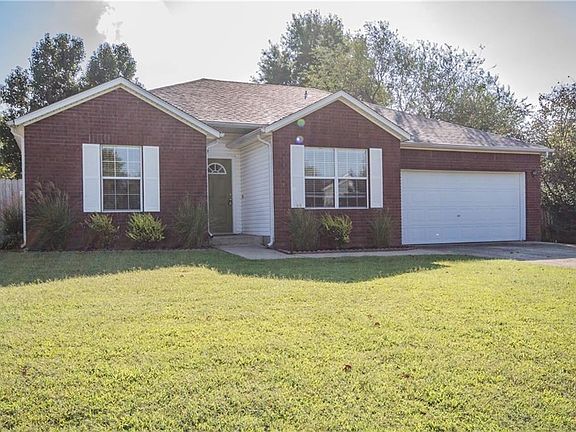 2nd image of 14 Ivy Cir