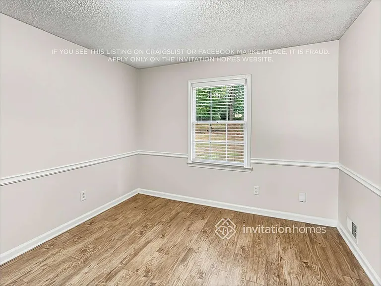 3626 Woodberry Dr — Photo 6