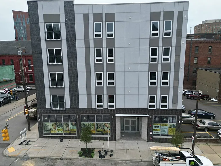 1450 5th Ave #202 — Photo 3