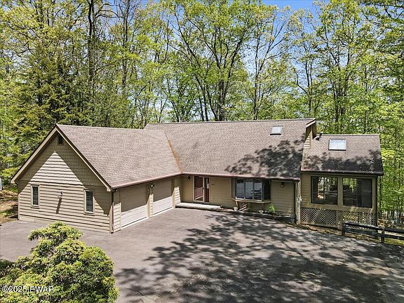 4th image of 146 Cove Point Cir
