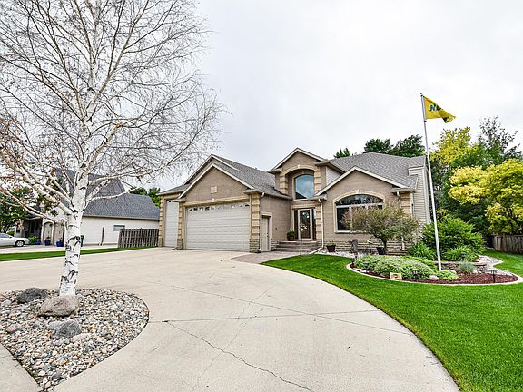 2nd image of 1744 Charleswood Estates Dr