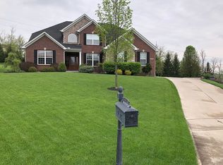 6693 Greenoak Dr, Cincinnati, OH 45248