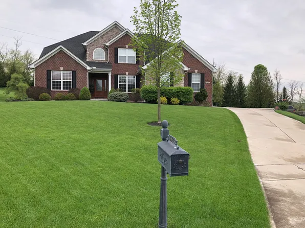 6693 Greenoak Dr, Cincinnati, OH 45248