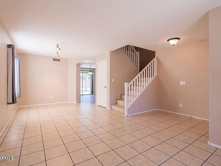 16663 W Rimrock St — Photo 3
