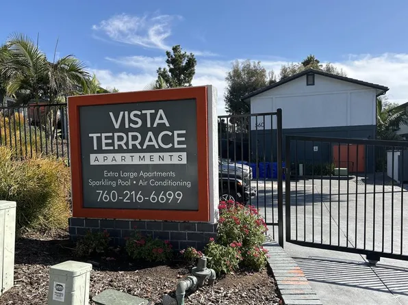 Vista Terrace, 560 Copper Dr APT 15, Vista, CA 92083
