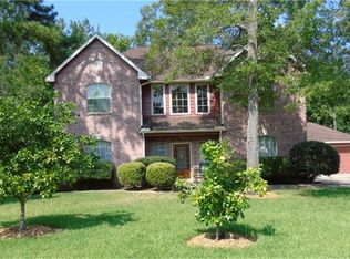 17 Finetta Ln, Alvin, TX 77511