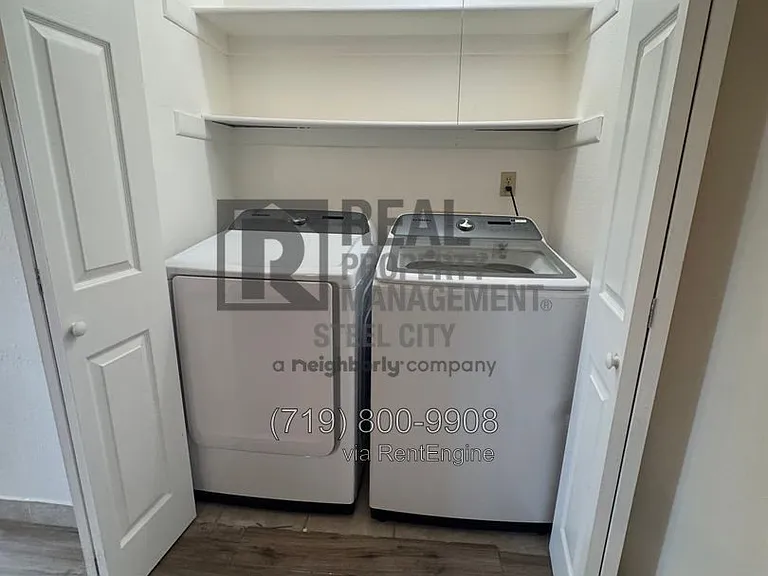 2116 Norman Ln #B — Photo 12